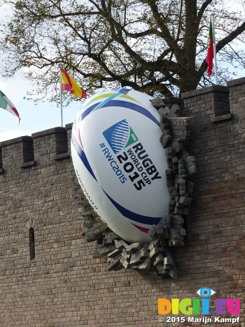 FZ020655 Rugby ball lodged in Cardiff Castle